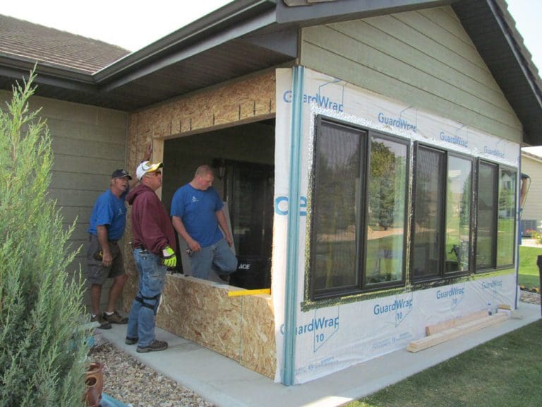 residential windows being installed by Hagen Glass window installers